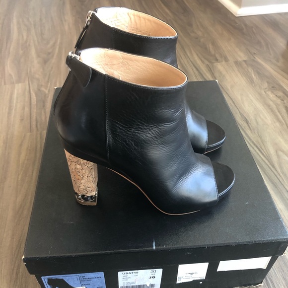 Chanel open toe booties - Picture 2 of 8